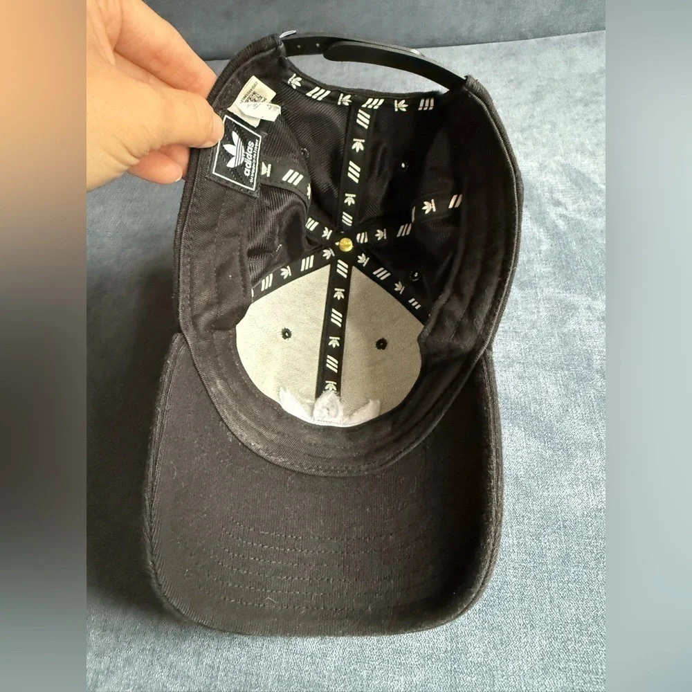 Adidas Originals Classic Outline Logo Black Structured Snap Back Hat One Size